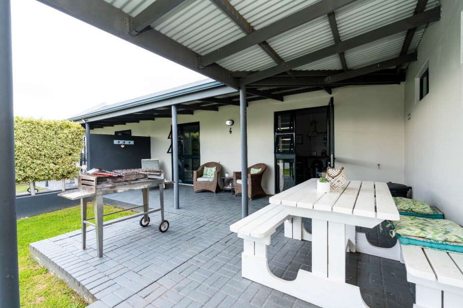 9 Bedroom Property for Sale in Oliphantskop Western Cape